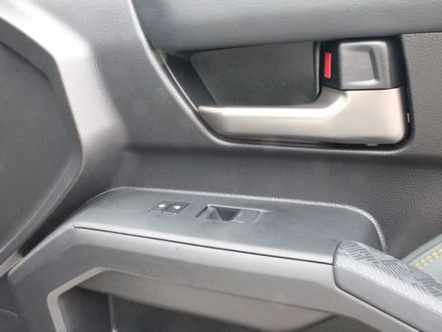 Used 2025 Toyota Tacoma Trailhunter image 38