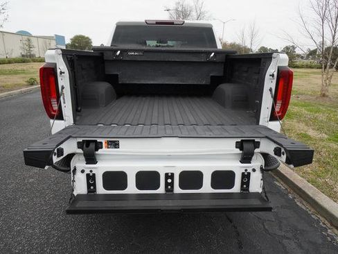 Used 2023 GMC Sierra 1500 SLT w/ SLT Premium Package image 12