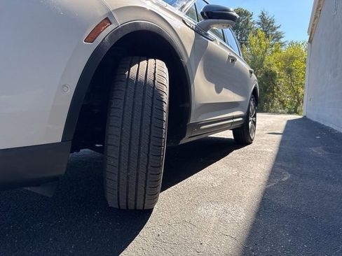 Used 2022 Lincoln Corsair Reserve w/ Equipment Group 201A image 29