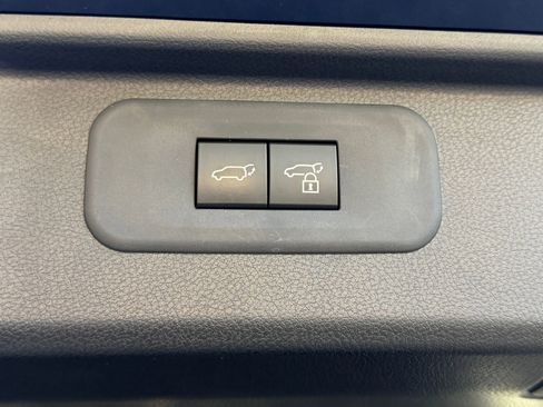 Used 2024 Toyota Grand Highlander AWD image 18