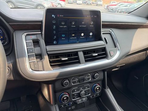 Certified 2024 Chevrolet Tahoe Premier AWD/4WD image 17