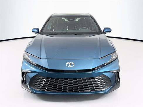 Certified 2025 Toyota Camry SE w/ Convenience Package FWD image 9