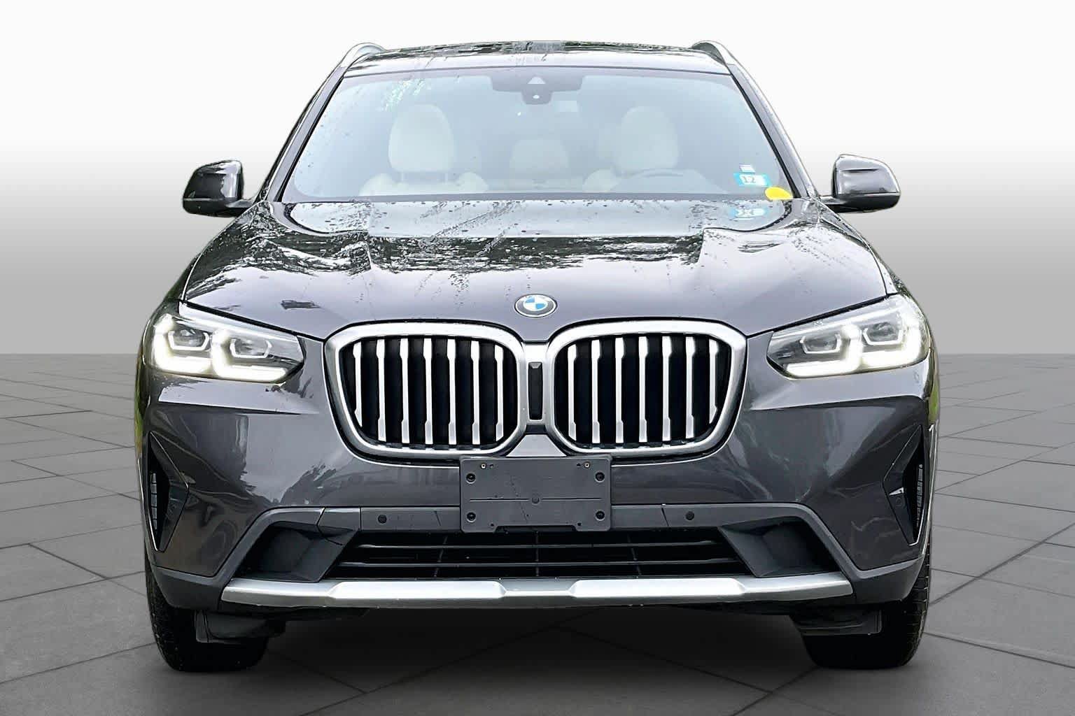 Used 2023 BMW X3 xDrive30i AWD/4WD image 3