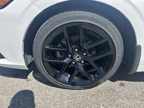 Used 2023 Honda Civic Sport image 7