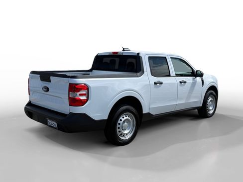 Certified 2025 Ford Maverick XL w/ Equipment Group 102A AWD/4WD image 5