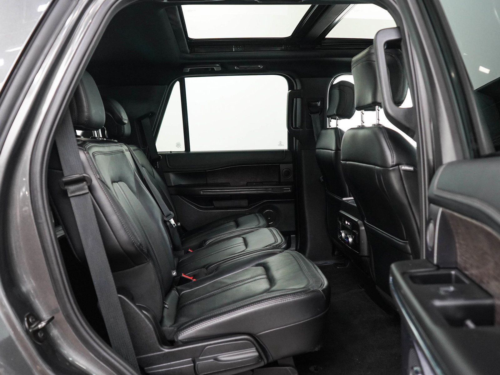 Used 2019 Ford Expedition Limited AWD/4WD image 12