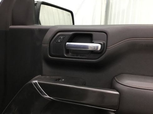 Used 2021 GMC Sierra 1500 AT4 w/ AT4 Premium Package AWD/4WD image 23