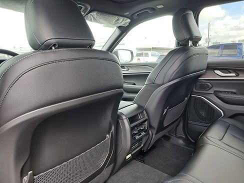 New 2026 Jeep Grand Cherokee Limited w/ Limited Altitude Package RWD image 23