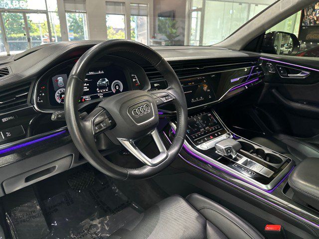 Used 2020 Audi Q8 Prestige AWD/4WD image 3