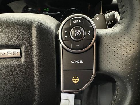 Used 2016 Land Rover Range Rover Sport Supercharged image 16