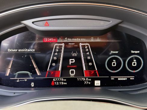 Used 2022 Audi RS Q8 AWD/4WD image 17