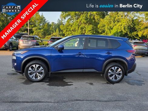 Used 2023 Nissan Rogue SV image 5