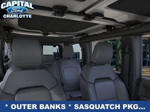 New 2026 Ford Bronco Outer Banks w/ Sasquatch Package AWD/4WD image 14