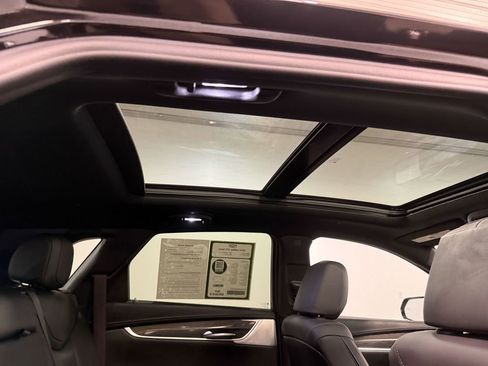 Used 2024 Cadillac XT5 Sportv image 16