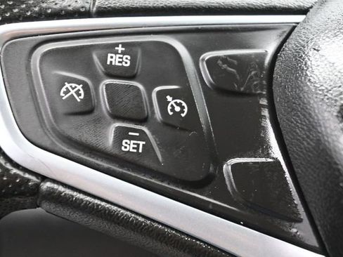 Used 2022 Chevrolet Malibu LT image 19