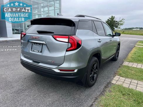 Used 2023 GMC Terrain AT4 AWD/4WD image 4