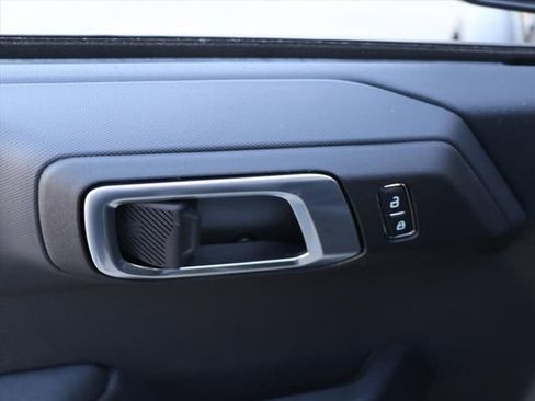 New 2025 Ford Bronco 4-Door image 18