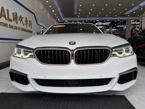 Used 2019 BMW M550i xDrive w/ Premium Package AWD/4WD image 3