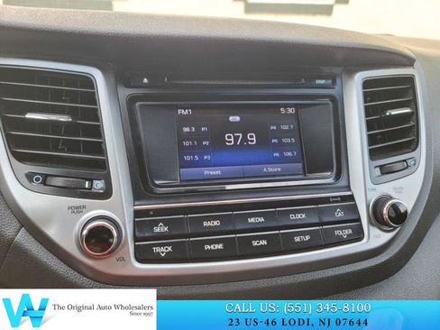 Used 2016 Hyundai Tucson SE w/ Option Group 02 AWD/4WD image 17