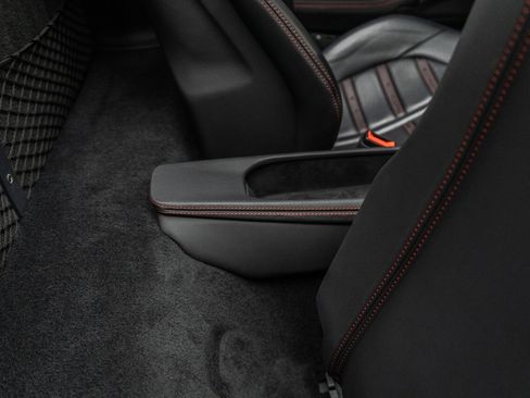 Used 2022 Ferrari F8 Tributo image 48