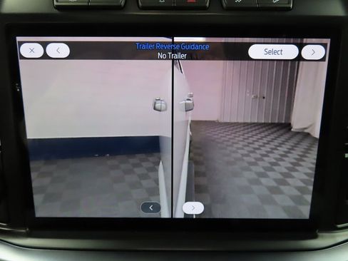 Used 2024 Ford F350 Limited w/ FX4 Off-Road Package image 22