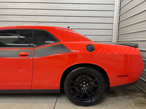 Used 2021 Dodge Challenger R/T Scat Pack w/ T/A Package RWD image 7