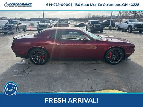 Used 2023 Dodge Challenger R/T w/ Plus Package image 3