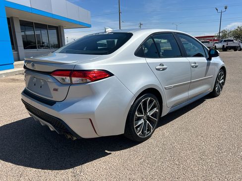 Used 2022 Toyota Corolla SE w/ SE Premium Package image 23