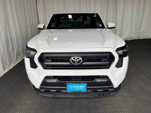 Used 2026 Toyota Tacoma SR5 AWD/4WD image 30