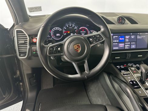 Certified 2019 Porsche Cayenne image 18