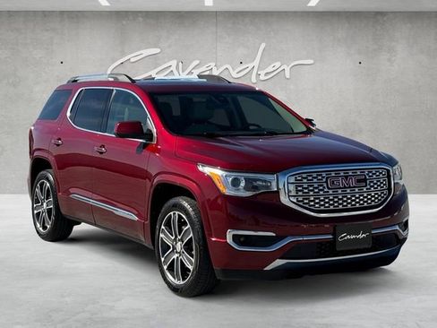 Used 2018 GMC Acadia Denali w/ Technology Package image 2