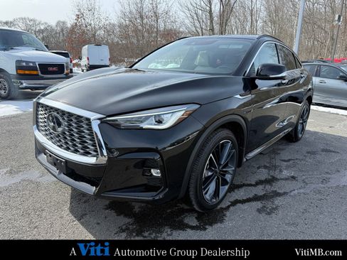 Used 2025 INFINITI QX55 Luxe w/ Cargo Package image 4