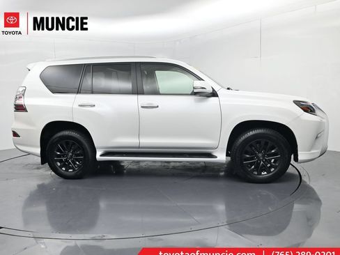 Used 2020 Lexus GX 460 Premium w/ Premium Package AWD/4WD image 1