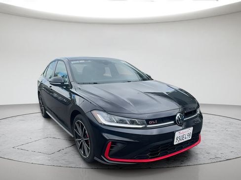 Used 2025 Volkswagen Jetta GLI Autobahn FWD image 1