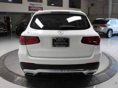 Used 2022 Mercedes-Benz GLC 300 w/ Premium Package Lite image 5