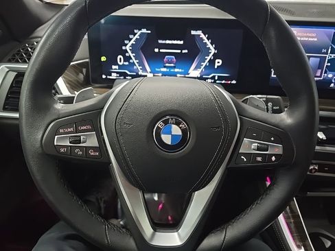 Used 2025 BMW X5 xDrive40i w/ Premium Package image 24