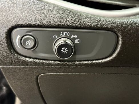 Used 2023 Chevrolet Malibu LT image 29