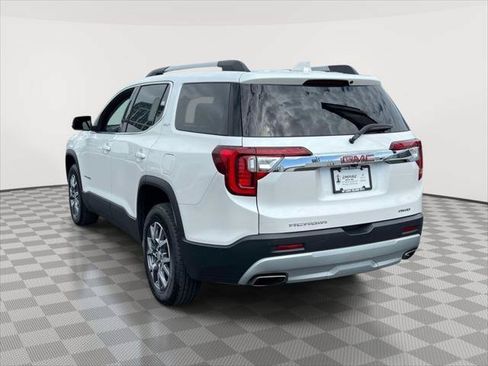 Used 2022 GMC Acadia SLT AWD/4WD image 4