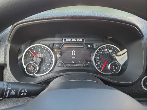 New 2026 RAM 1500 Express AWD/4WD image 23