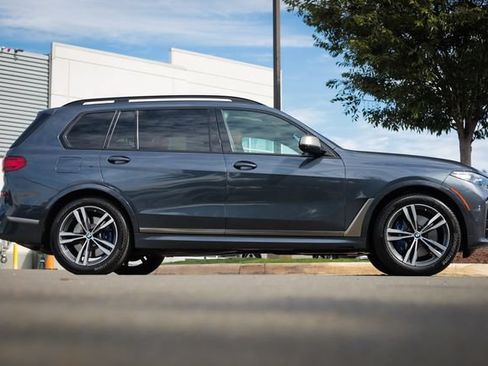 Used 2021 BMW X7 M50i AWD/4WD image 16
