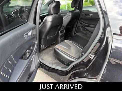 Used 2019 Ford Edge ST w/ Equipment Group 401A AWD/4WD image 17