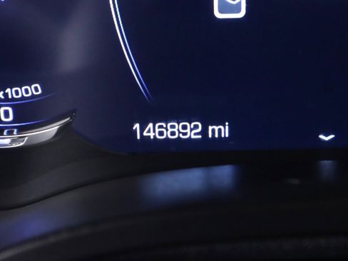 Used 2016 Cadillac Escalade Premium image 15