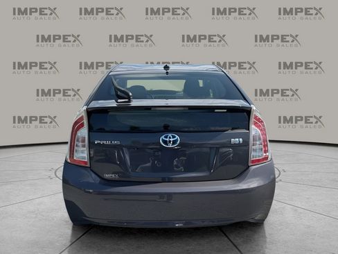 Used 2014 Toyota Prius Three image 4