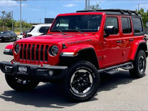 Used 2022 Jeep Wrangler Unlimited Rubicon w/ Dual Top Group AWD/4WD image 2
