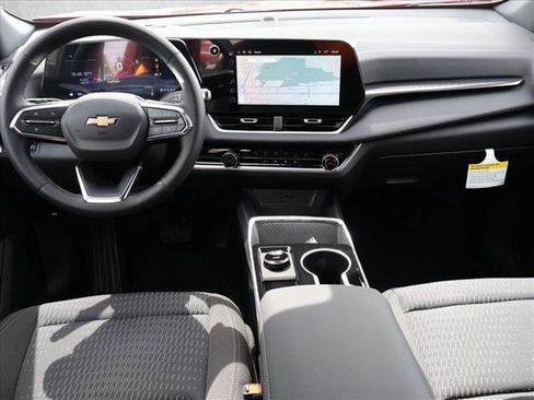 New 2026 Chevrolet Equinox LT AWD/4WD image 14
