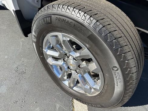 Used 2023 Chevrolet Silverado 1500 LT image 13