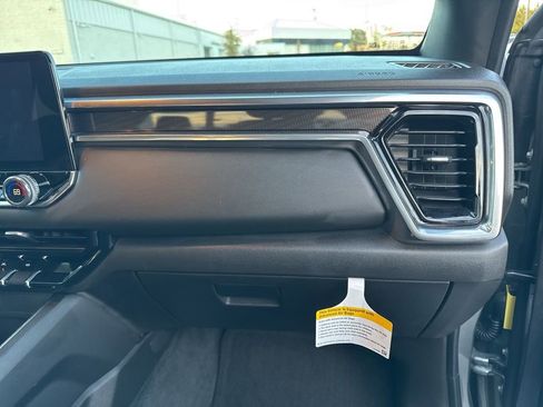 New 2025 GMC Canyon Elevation w/ Convenience Package image 23