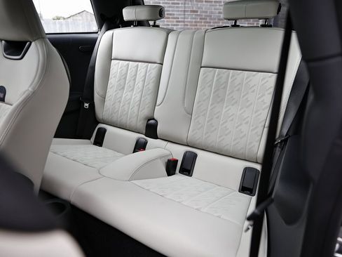 New 2026 MINI Cooper 2-Door Hardtop image 25