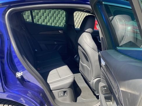 New 2025 Maserati Grecale GT image 39