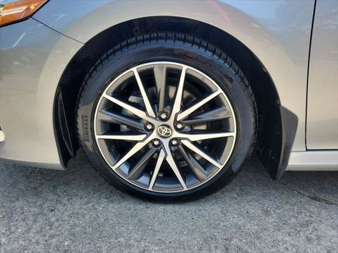 Certified 2021 Toyota Camry XLE FWD image 36